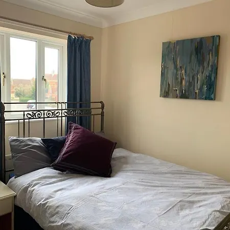 Luxury Spacious 2 Bedroom Riverside House Apartamento *
